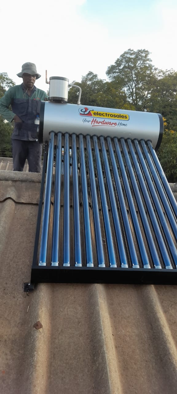 Geyser tank installation